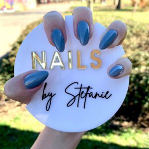 nail acyrlic diplay with logo branding